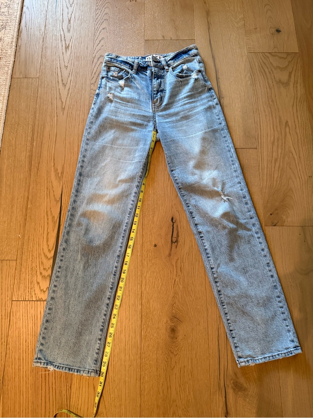 DAZE Denim SUNDAZE Size 25 medium wash. Great Condition
